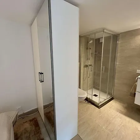 Ag000-293 4 Pieces 6 Personnes Agay *