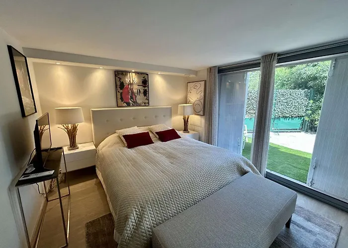 Ag000-293 4 Pieces 6 Personnes Agay *